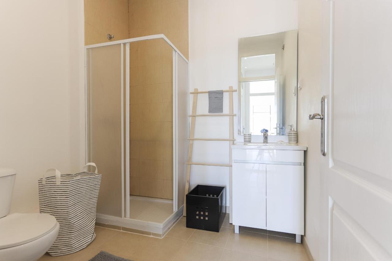 Santa Marta Deluxe by Homing Apartment Lisbon Bagian luar foto