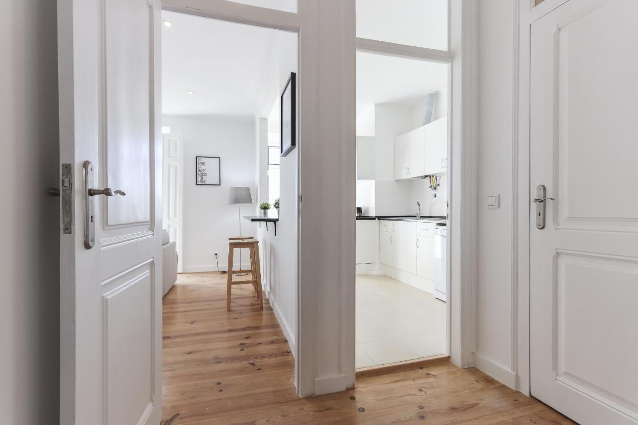 Santa Marta Deluxe by Homing Apartment Lisbon Bagian luar foto